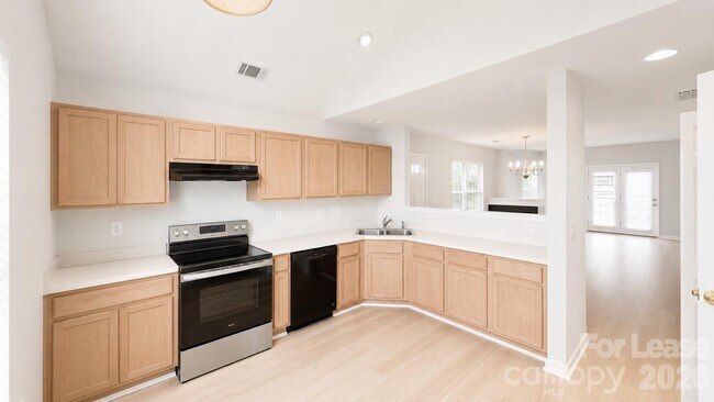 Photo - 11117 Saintsbury Pl