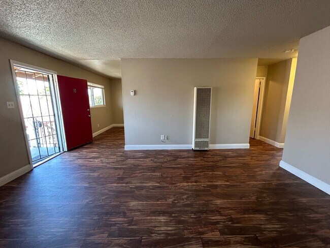 Photo - 1932 Darrah St Unidad 1932 Darrah Street #D