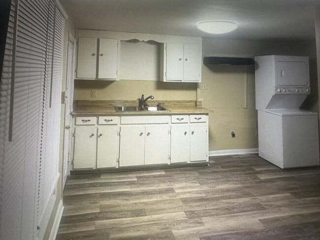 Photo - 2603 Fayetteville St