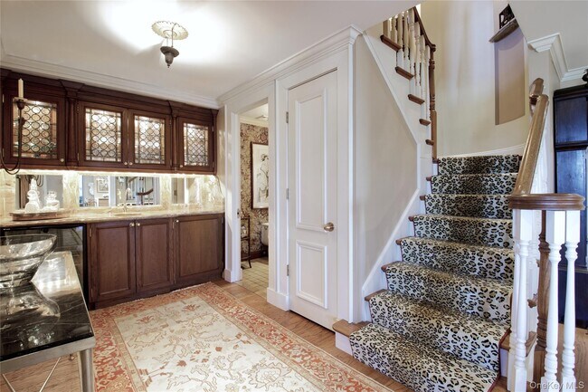 Photo - 111 Cherry Valley Ave Unit PH3