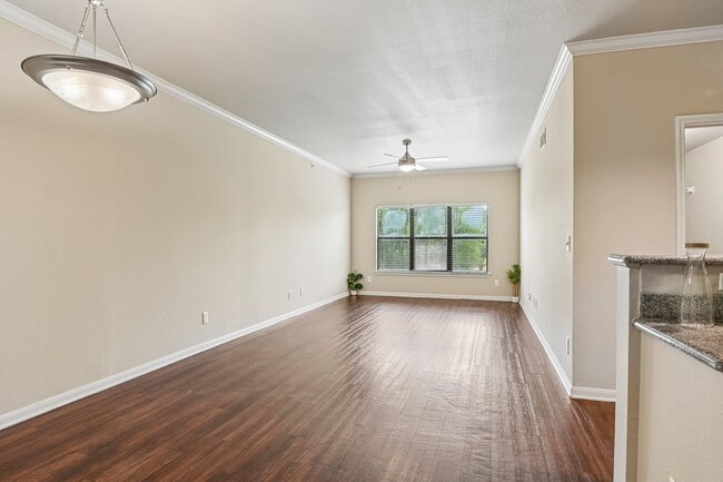 Skyview West Apartments