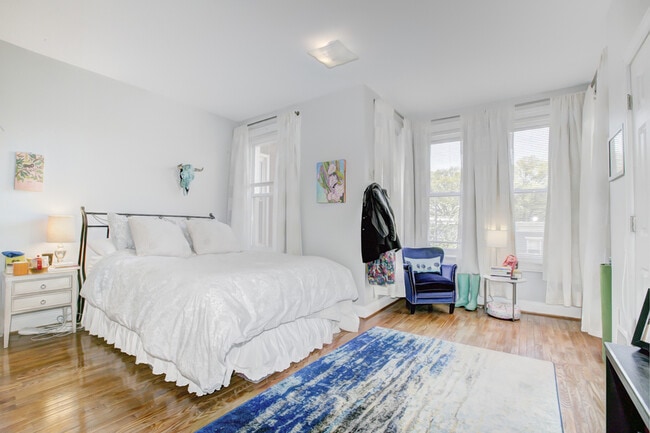 Photo - 1631 4th St NW Unit A