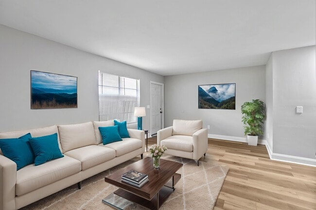 Photo - The Landings