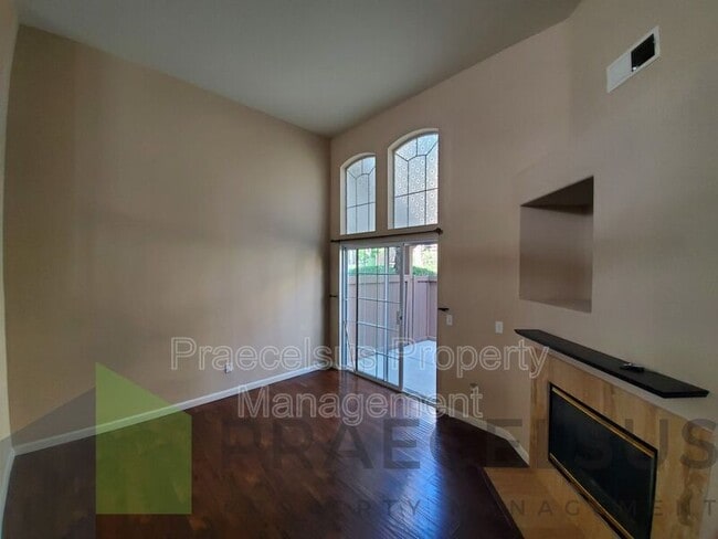 Photo - 10304 Wateridge Cir Unit #262