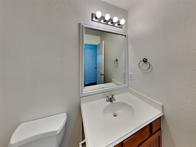 Building Photo - 21806 Grassy Hill Ln