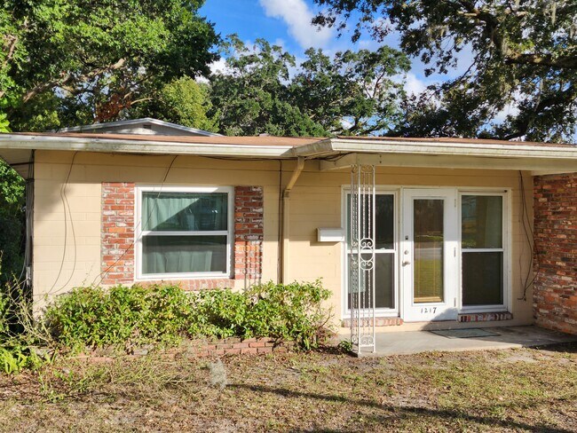Photo - 1217 N Fern Creek Ave Apartments Unit 1217