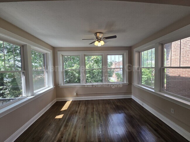 Photo - 4956 Holly Hills Ave