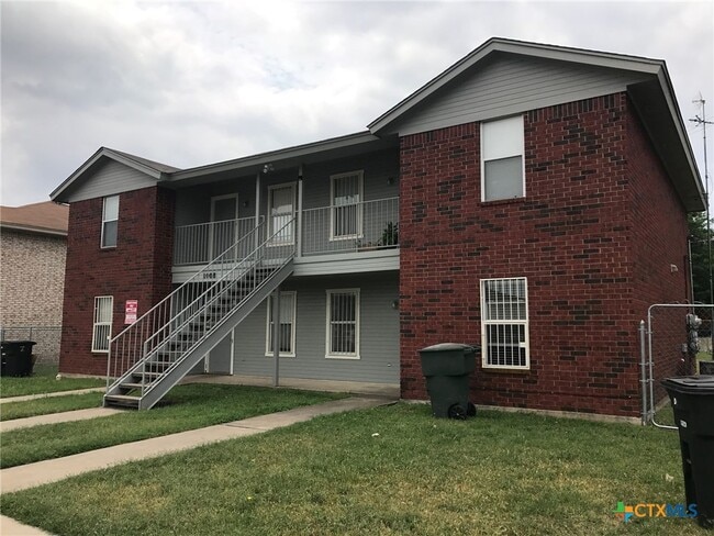 Photo - 1008 Circle M Dr Unidad C