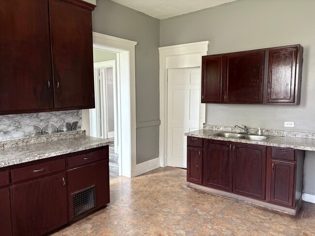 Photo - 114 Josephine St Apartamentos Unidad Fl  # 1