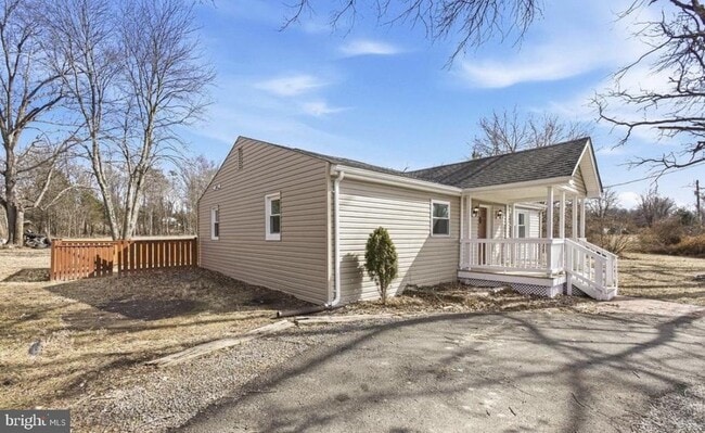Photo - 11003 Weaversville Rd