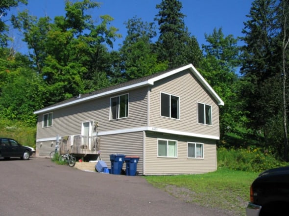 Building Photo - 2425 Vermilion Rd