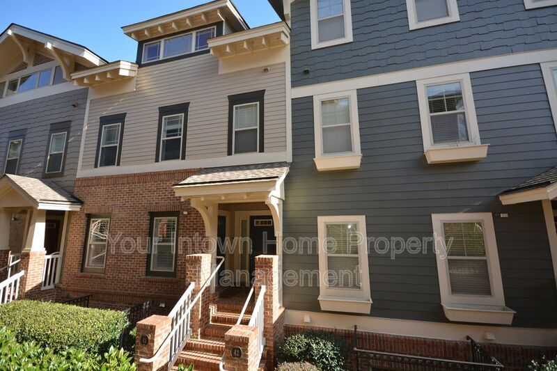 Photo - 655 Mead St SE