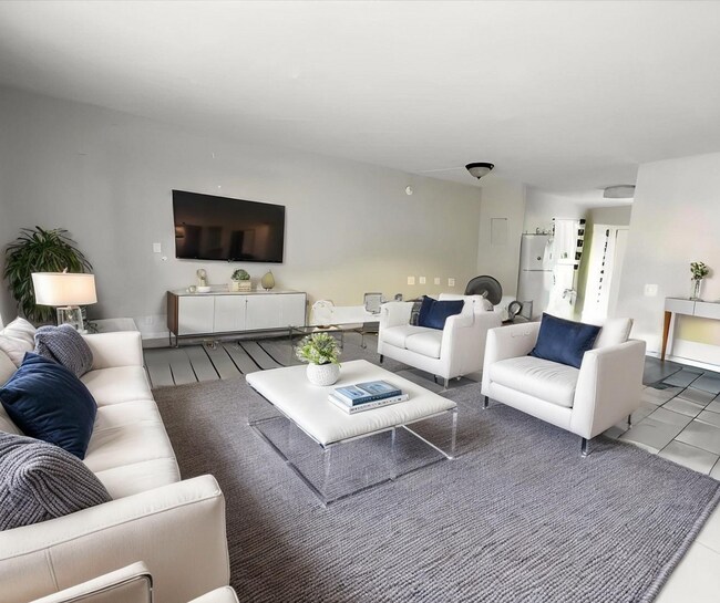 Photo - 3720 NW 115th Way Unidad 3724