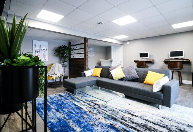Social Lounge