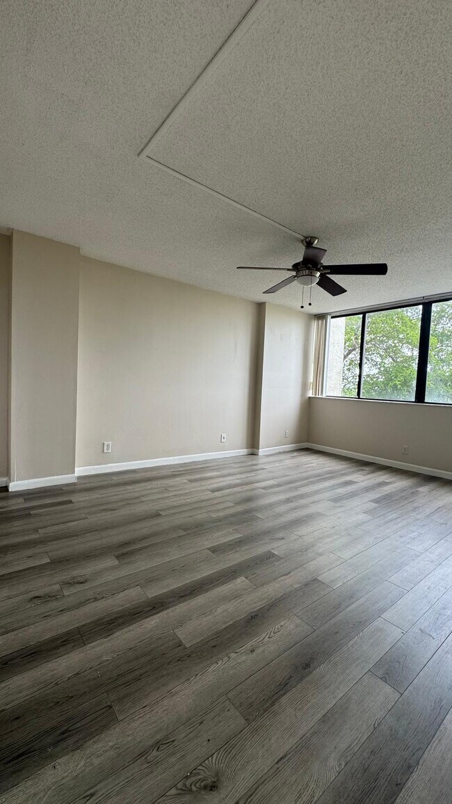 Photo - 4222 Inverrary Blvd Unidad 4509