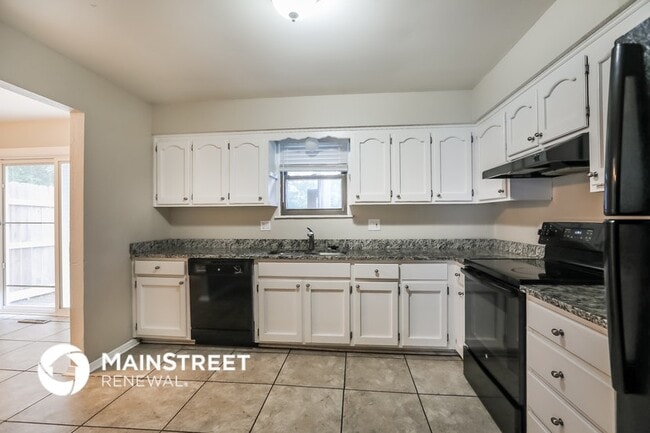 Photo - 1604 N Glen Ellyn St