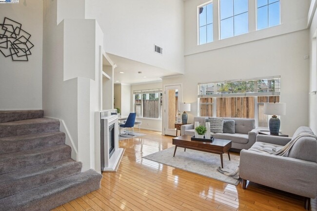 Photo - 503 Weiner Way Townhome