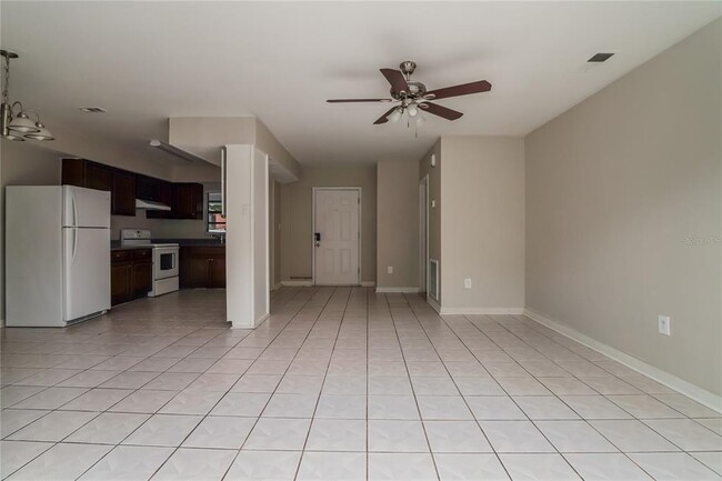 Photo - 6129 Hialeah St