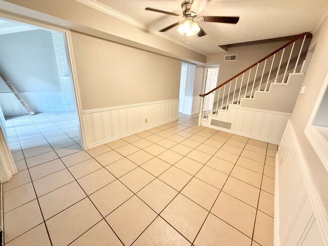 Photo - 3-bed/2-bath with 2-car Garage!
