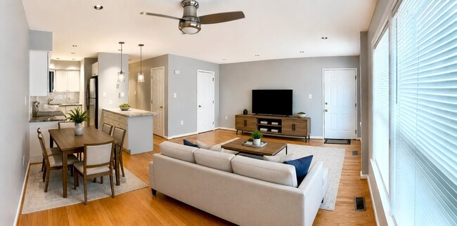 Photo - 1525 A St SE Unidad B