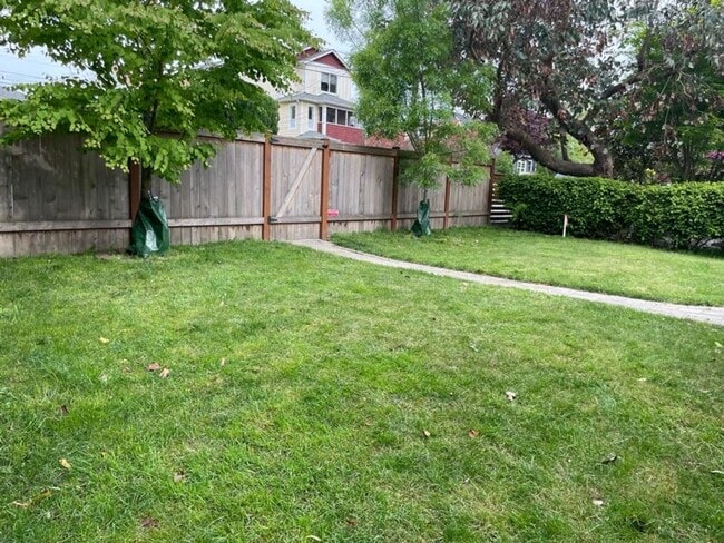 Photo - 8520 19th Ave NW