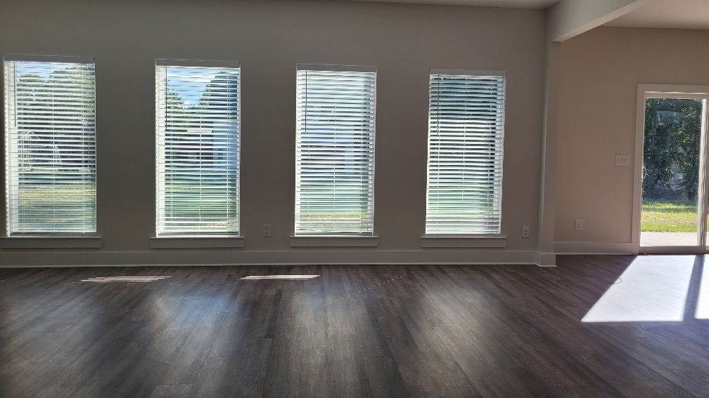 Photo - 7474 Igou Gap Rd