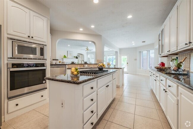 Building Photo - 5706 Cielio Bay Ct Rental