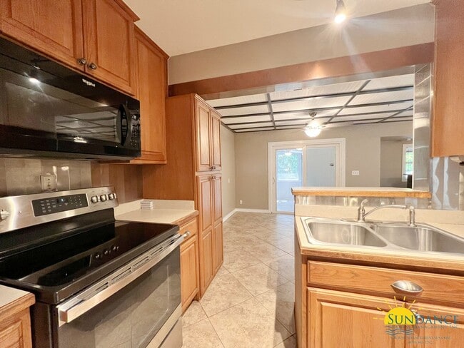 Photo - Beautifully Updated Home in Central Fort Walton Beach!