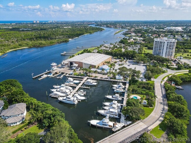 3322 Casseekey Island Rd Unit 302