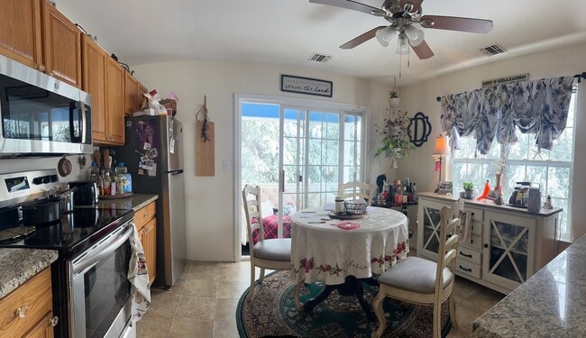 Photo - 23 Garden Way