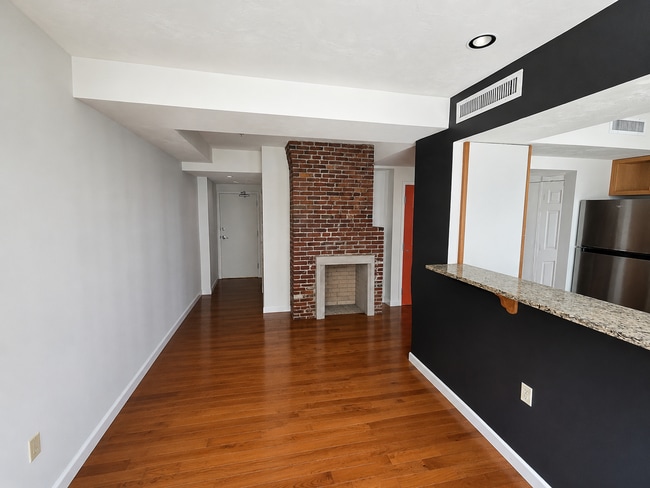 Photo - 122 Washington St Unit Apt. 3