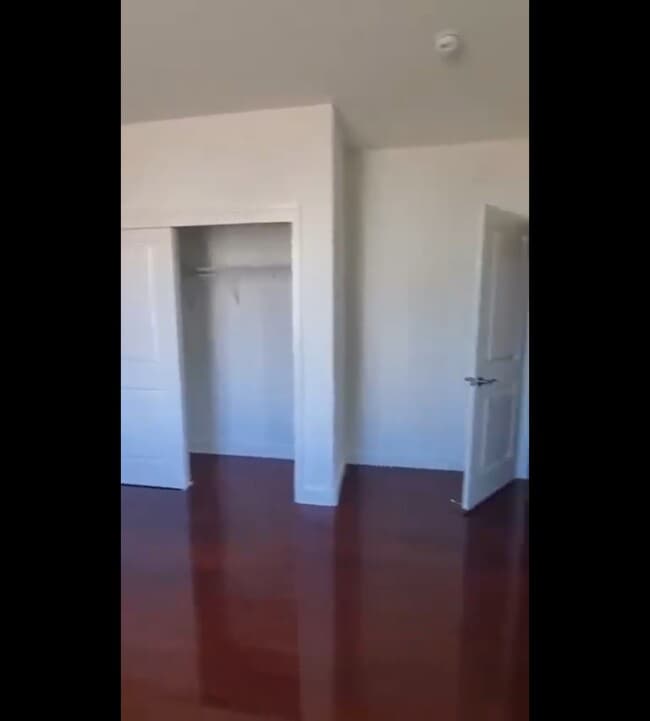 closet in the room - 1609 Lee Way