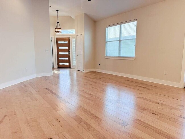 Photo - 7208 Lysander Ct