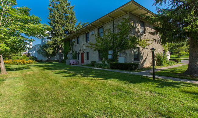 Photo - Manlius Academy Apartments