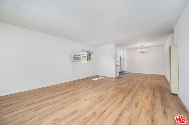 Photo - 1937 S Shenandoah St Unit 5