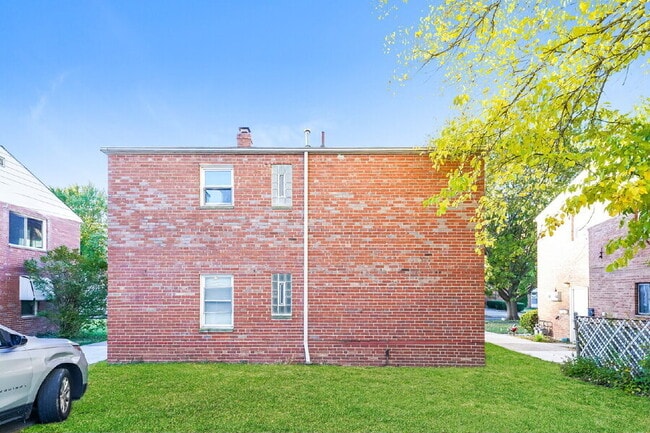 Photo - 20231 Crystal Ave Unidad 2