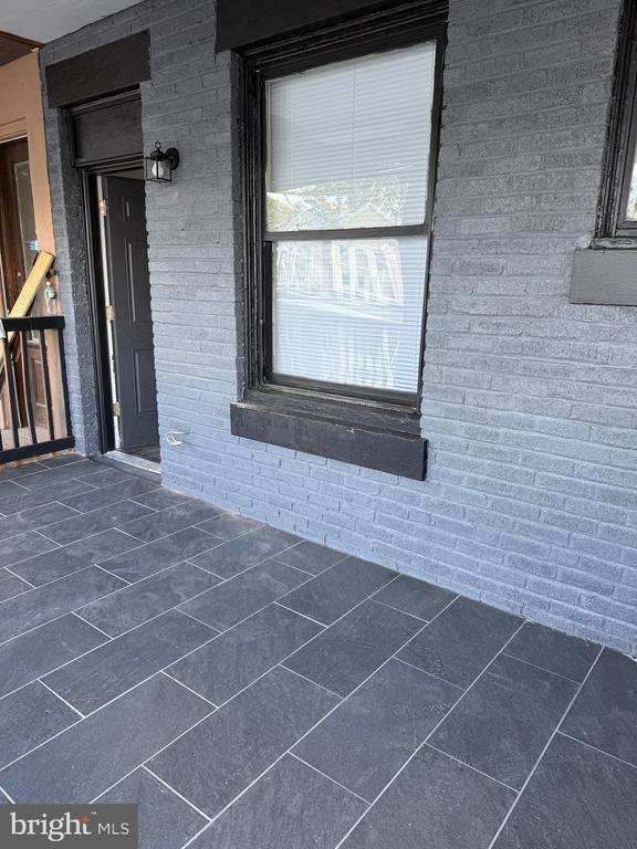 Photo - 6130 Locust St Unidad #2ND FLOOR