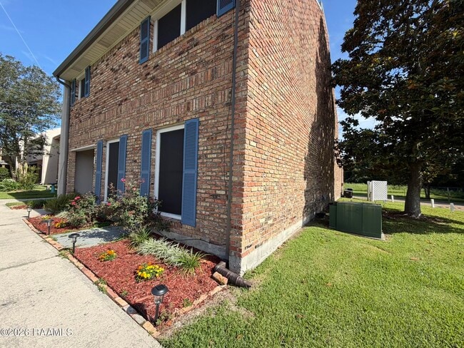 Photo - 204 Dublin Cir
