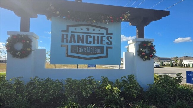 Photo - 1734 Foreman Rd