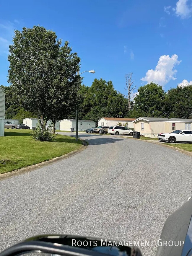 Photo - 387 Webster Rd Unit 82