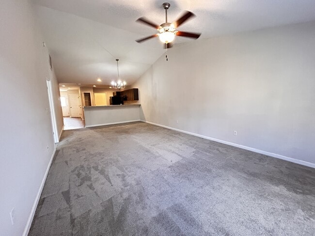 Photo - 12 Jackmia Way Casa Adosada