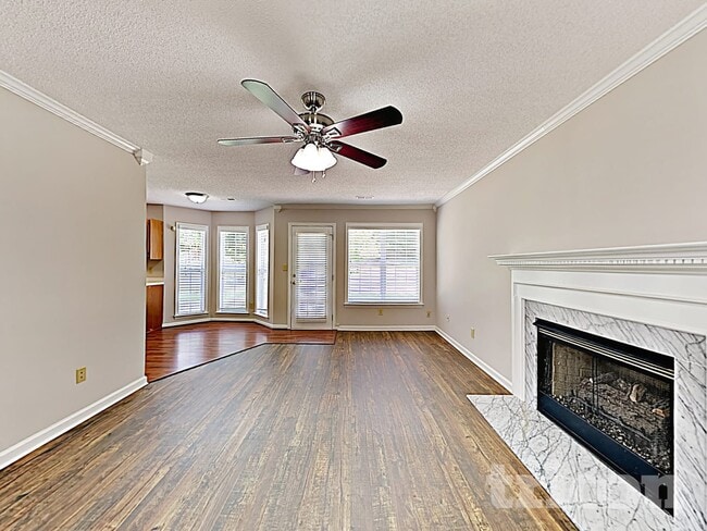 Photo - 2207 Planters Knoll Ln