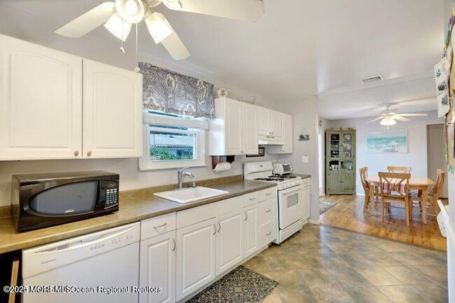Photo - 81 Berry Pl
