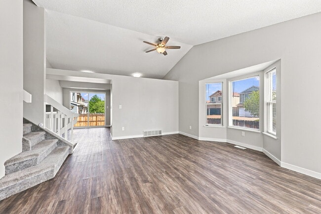 Building Photo - $2,145.95, 3-bed, 2.5-bath located in Colorado Springs with a large backyard