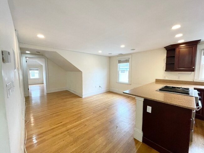 Photo - 15 Sunset St Unit 1