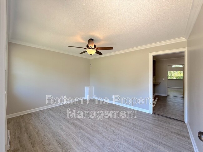 Photo - 4103 Little Mountain Rd