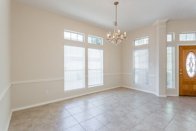 Building Photo - 21915 Rivergate Ct