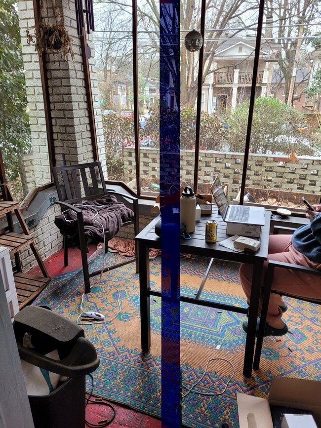 Photo - 718 Argonne Ave NE Unidad 2