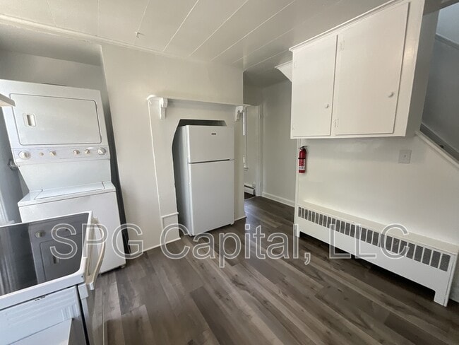 Photo - 203 W North St