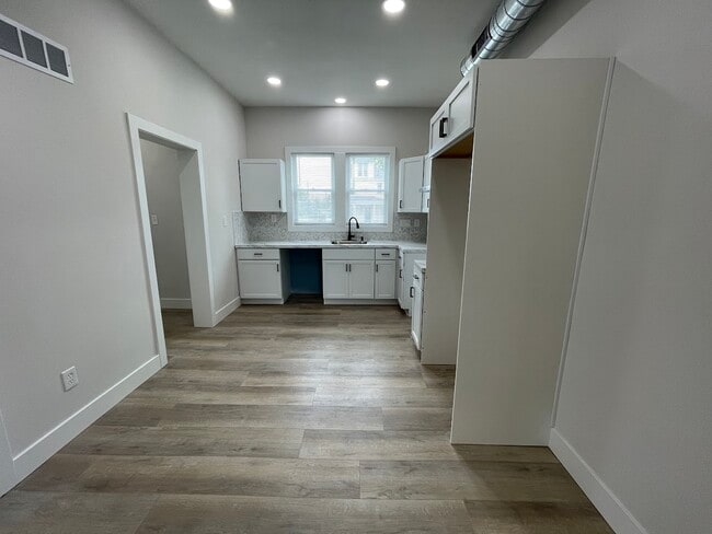 Photo - 171 Davis St Unidad #2